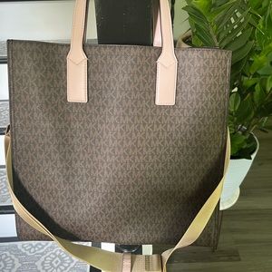 New Large Michael Kors Tote